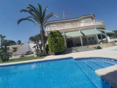 Villa For Sale in Elche, Spain