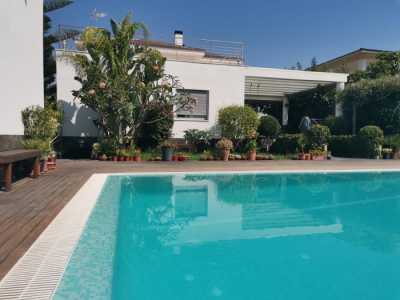 Villa For Sale in Elche, Spain