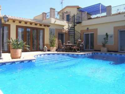 Villa For Sale in Almoradi, Spain