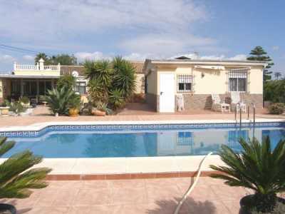 Villa For Sale in Elche, Spain