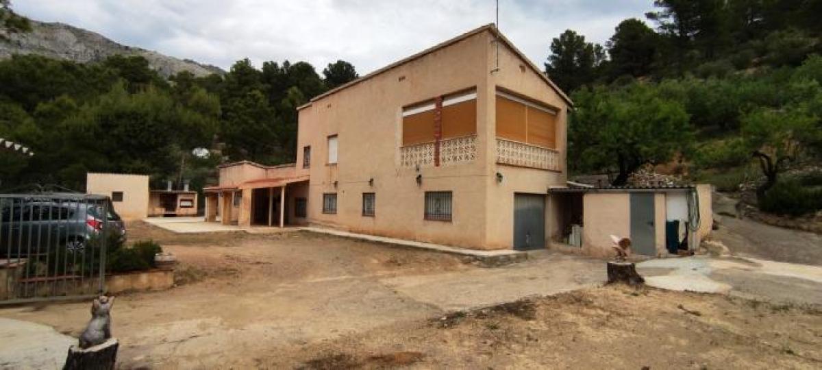 Picture of Home For Sale in Cocentaina, Alicante, Spain