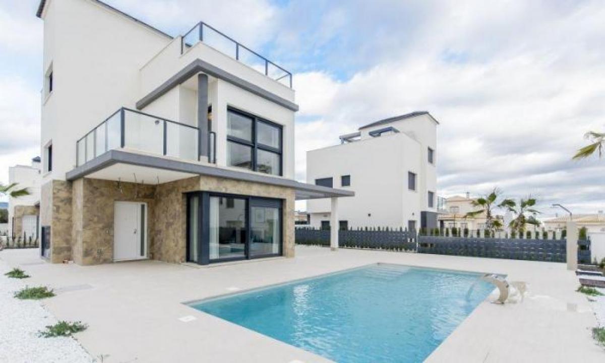 Picture of Villa For Sale in Castalla, Alicante, Spain