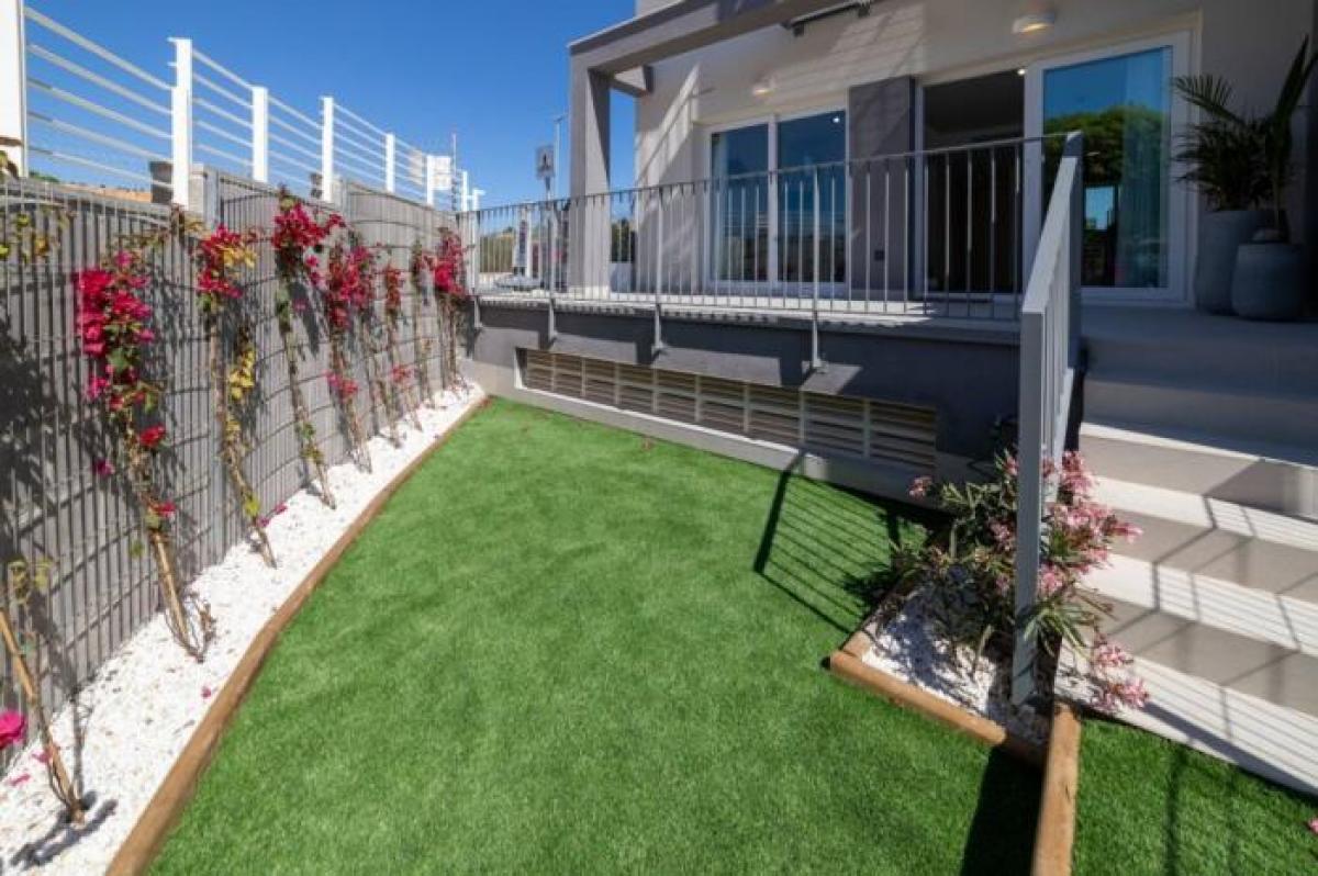 Picture of Home For Sale in Alicante, Alicante, Spain