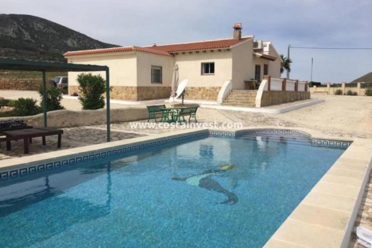 Picture of Villa For Sale in La Romana, Alicante, Spain