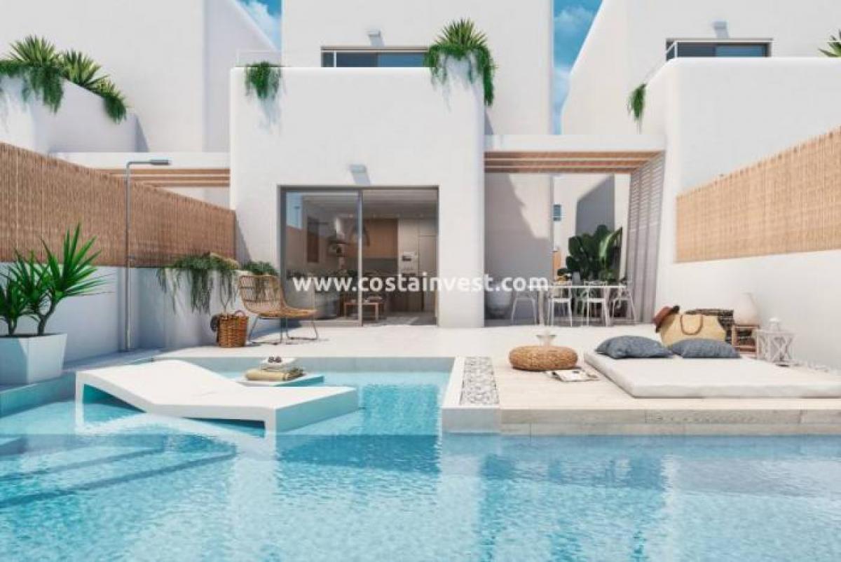 Picture of Villa For Sale in San Fulgencio, Alicante, Spain