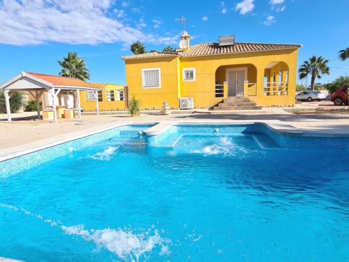 Picture of Home For Sale in Catral, Alicante, Spain