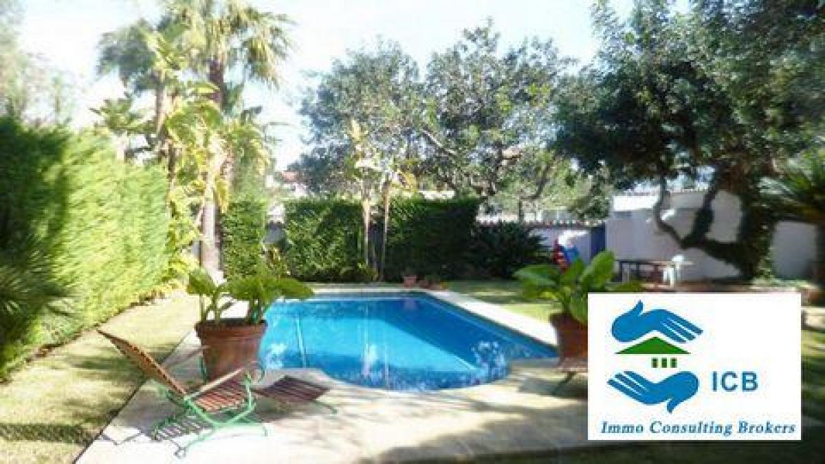 Picture of Home For Sale in Denia, Alicante, Spain