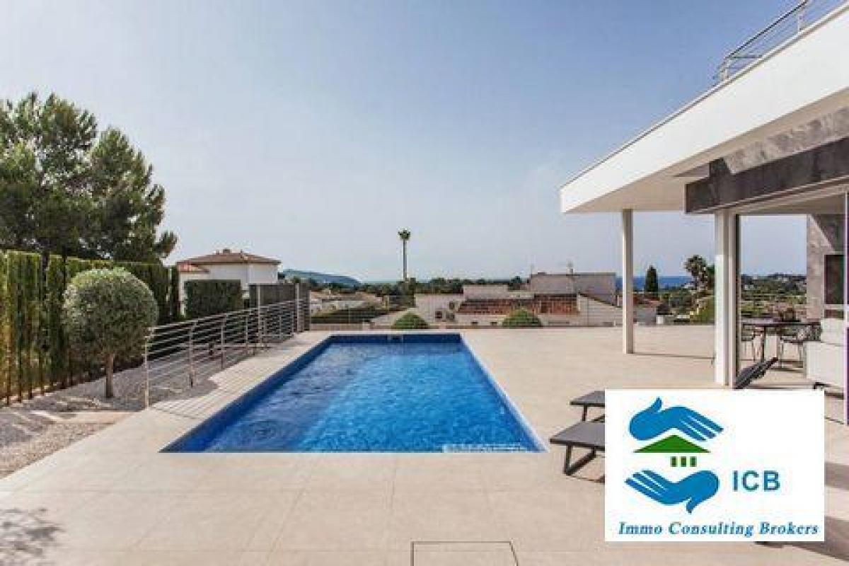 Picture of Home For Sale in Moraira, Alicante, Spain