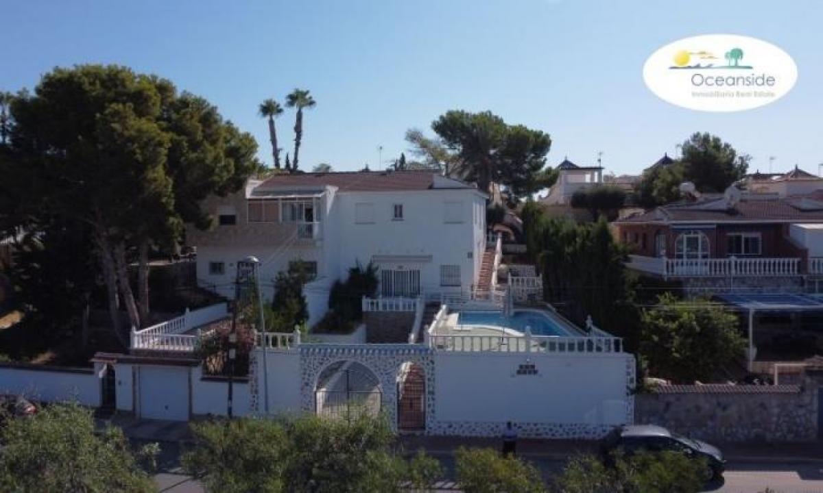 Picture of Villa For Sale in Los Balcones, Alicante, Spain