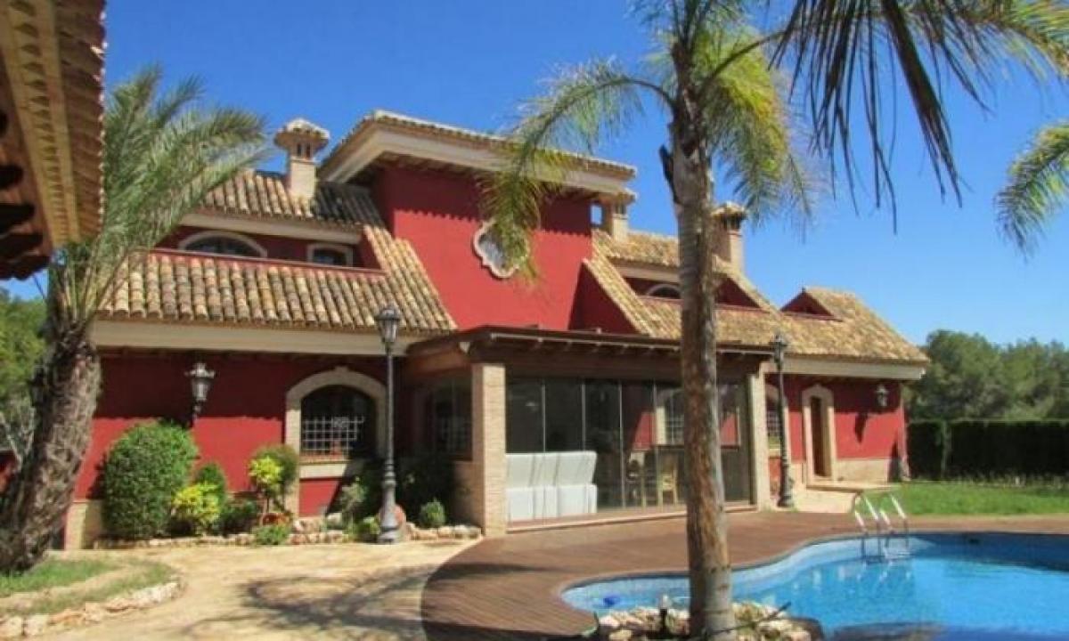 Picture of Villa For Sale in Campoamor, Alicante, Spain