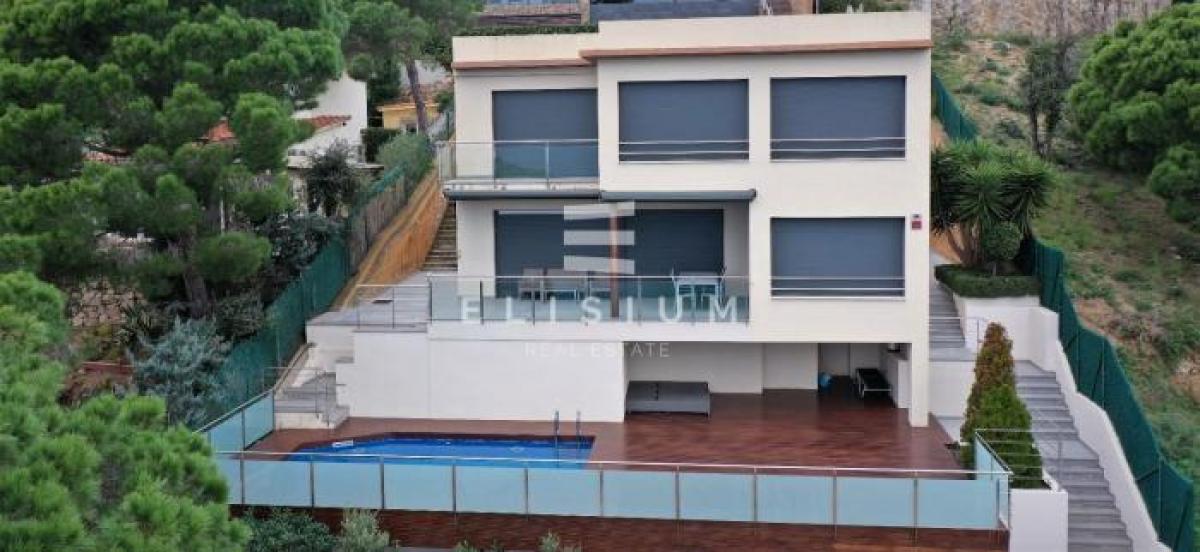 Picture of Apartment For Sale in Lloret De Mar, Girona, Spain