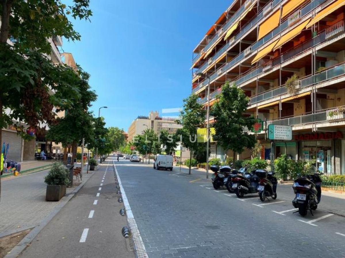 Picture of Apartment For Sale in Lloret De Mar, Girona, Spain