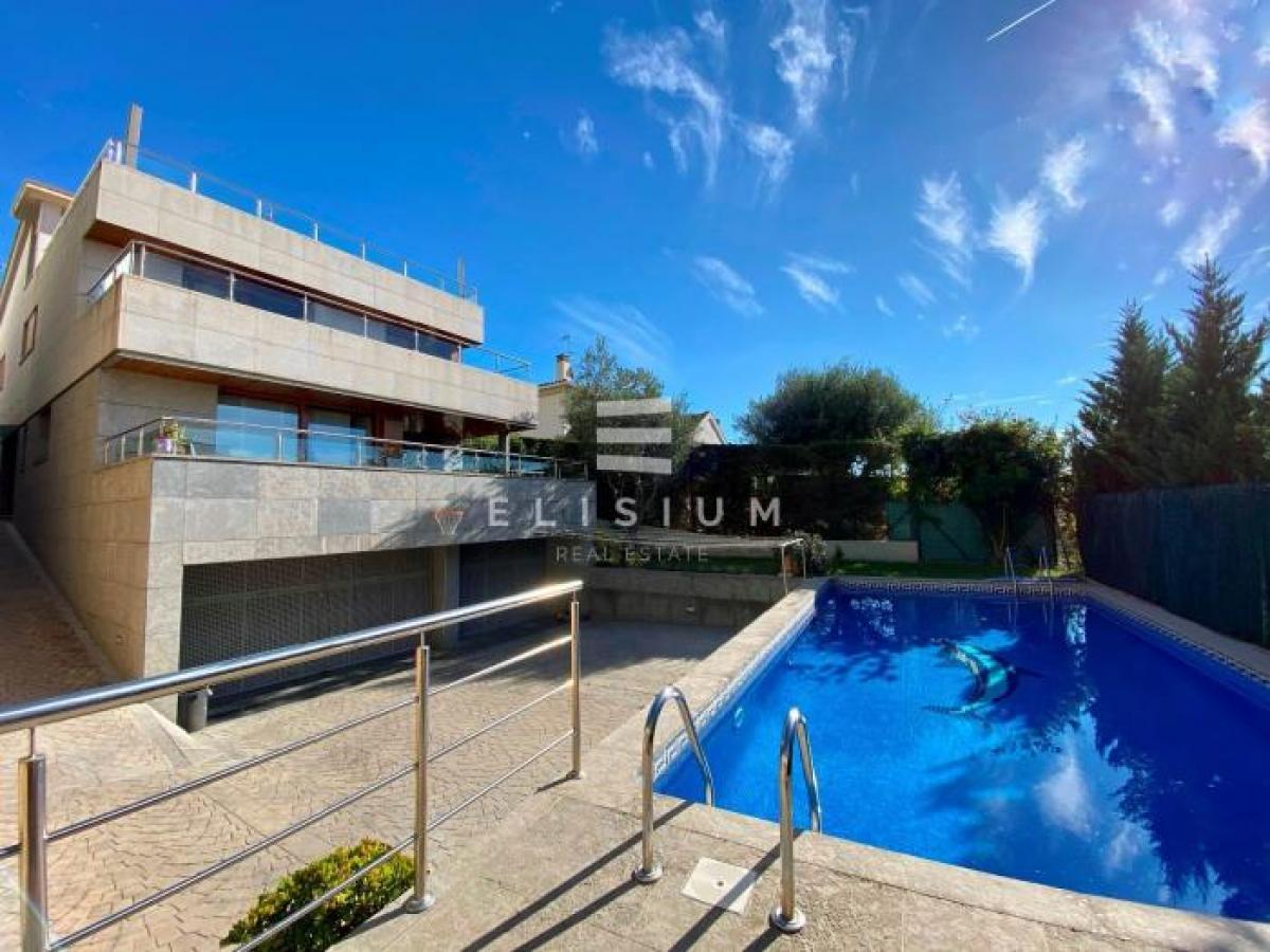 Picture of Apartment For Sale in Blanes, Girona, Spain