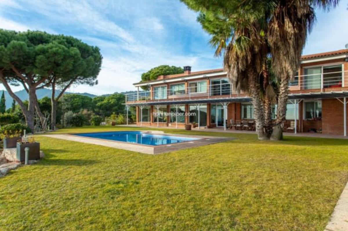 Picture of Home For Sale in Cabrils, Barcelona, Spain