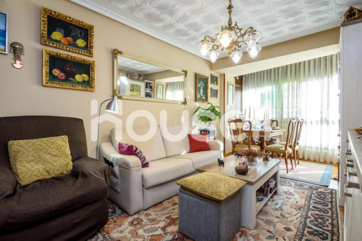 Picture of Apartment For Sale in Oviedo, Asturias, Spain
