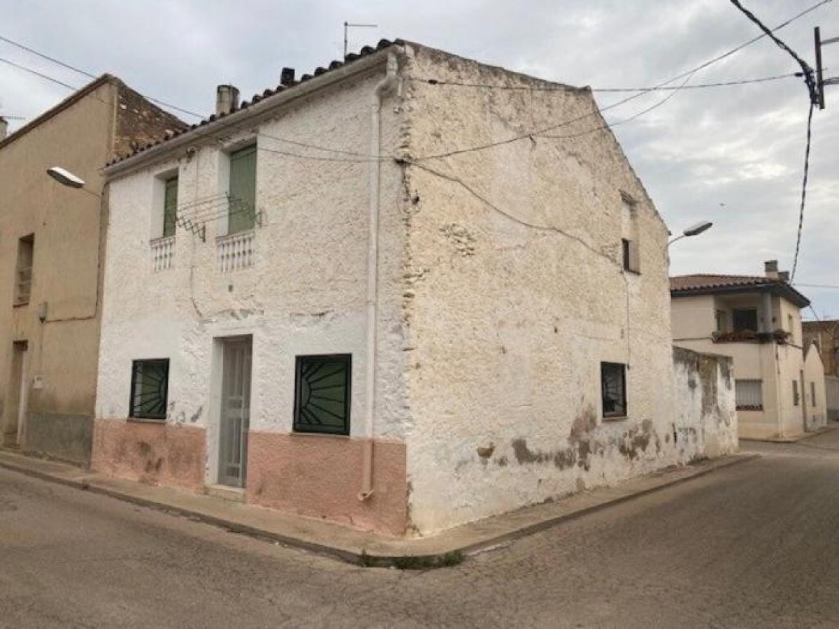 Picture of Home For Sale in Santa Barbara, Asturias, Spain