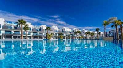 Bungalow For Sale in Guardamar Del Segura, Spain