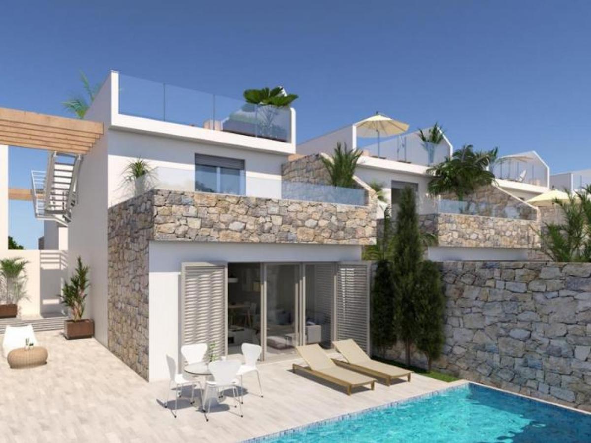 Picture of Villa For Sale in Los Alcazares, Alicante, Spain