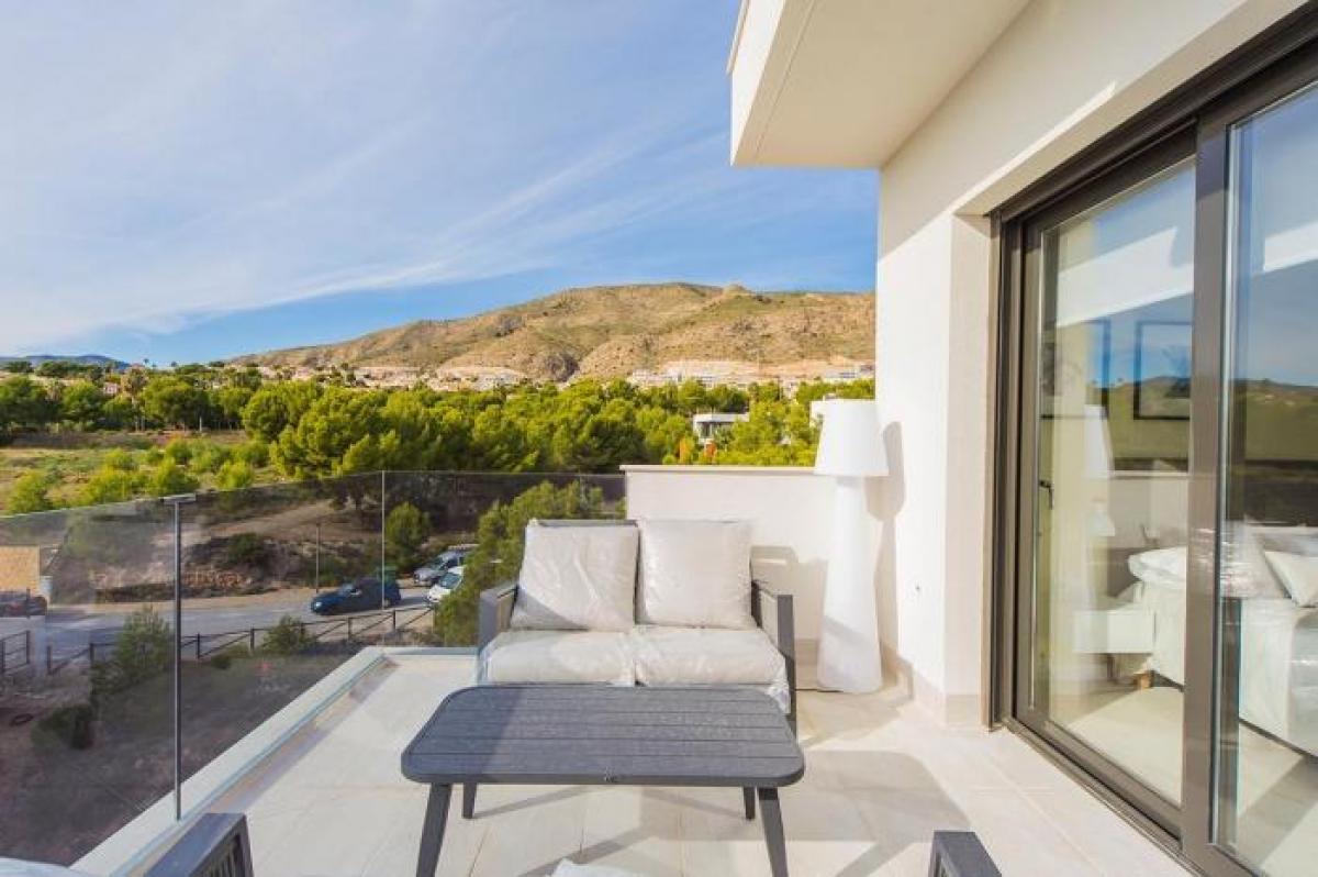 Picture of Apartment For Sale in Alicante, Alicante, Spain