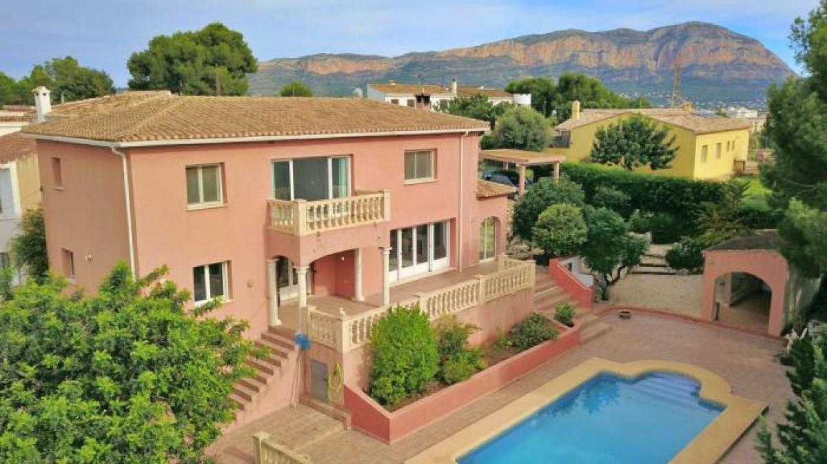 Picture of Villa For Sale in Gata De Gorgos, Alicante, Spain