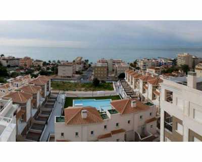 Bungalow For Sale in Santa Pola, Spain