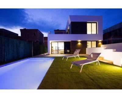 Villa For Sale in El Campello, Spain
