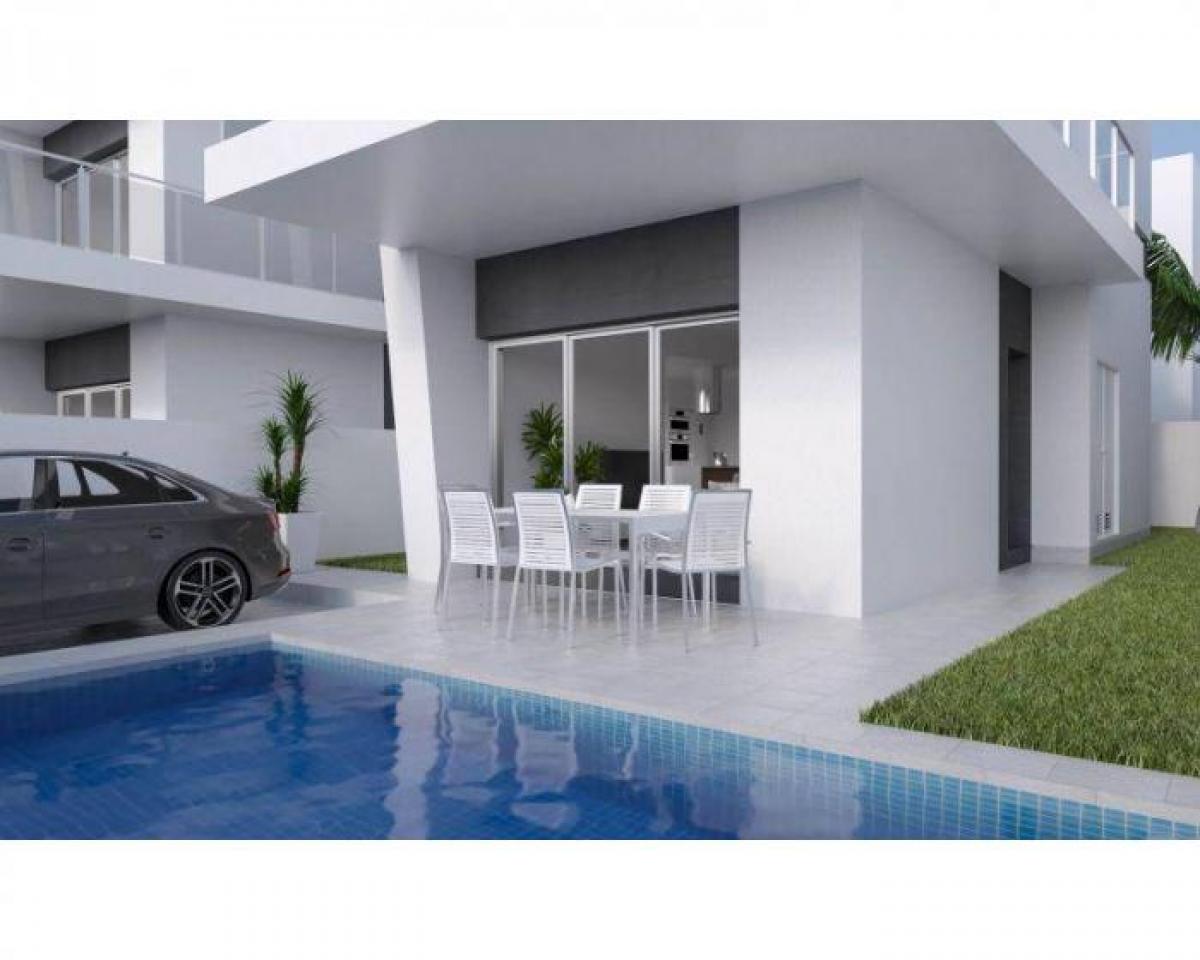 Picture of Villa For Sale in Daya Vieja, Alicante, Spain