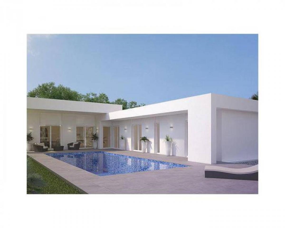 Picture of Villa For Sale in La Romana, Alicante, Spain