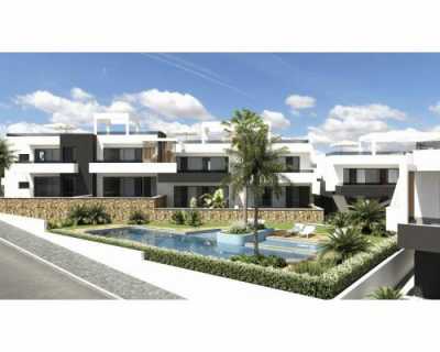 Bungalow For Sale in Orihuela, Spain