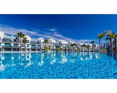 Bungalow For Sale in Guardamar Del Segura, Spain