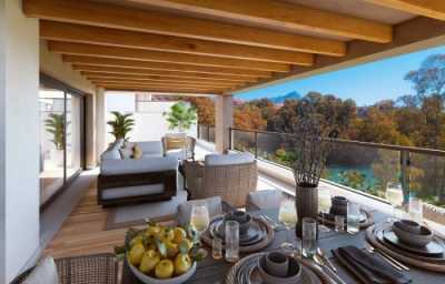 Apartment For Sale in Nueva Andalucia, Spain