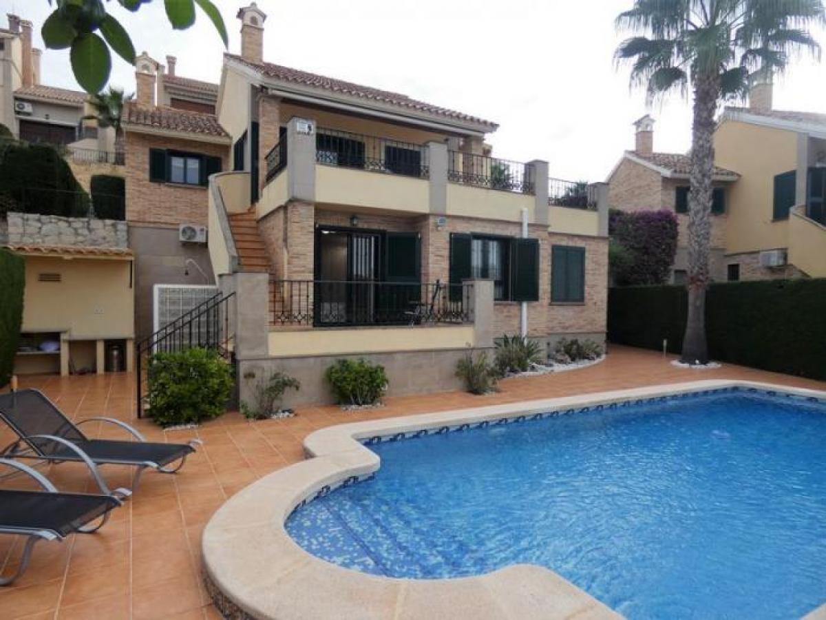 La Finca Golf Resort, Algorfa, Alicante, Spain Villas For Sale at