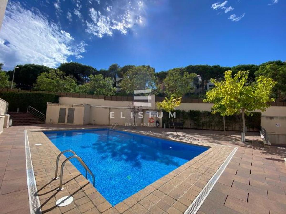 Picture of Apartment For Sale in Lloret De Mar, Girona, Spain