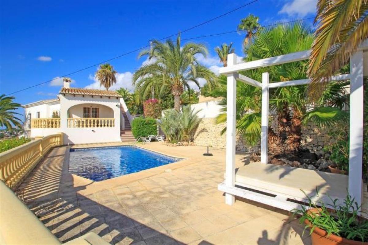 Picture of Apartment For Sale in Moraira, Alicante, Spain