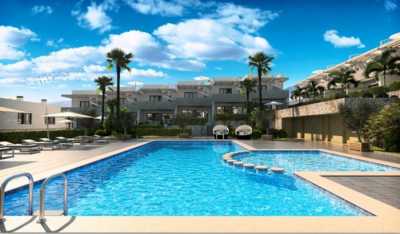 Apartment For Sale in Alicante, Spain