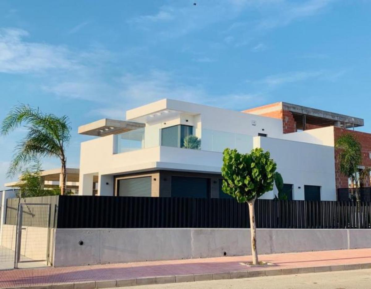 Picture of Villa For Sale in La Marina, Alicante, Spain