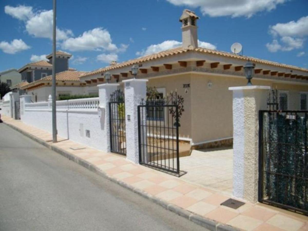 Picture of Apartment For Sale in Bigastro, Alicante, Spain