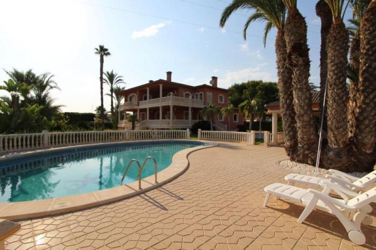 Picture of Apartment For Sale in Valverde, Alicante, Spain