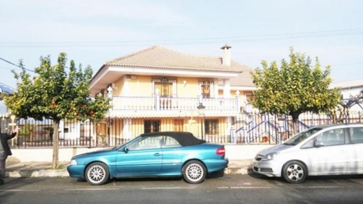 Picture of Villa For Sale in Almoradi, Alicante, Spain