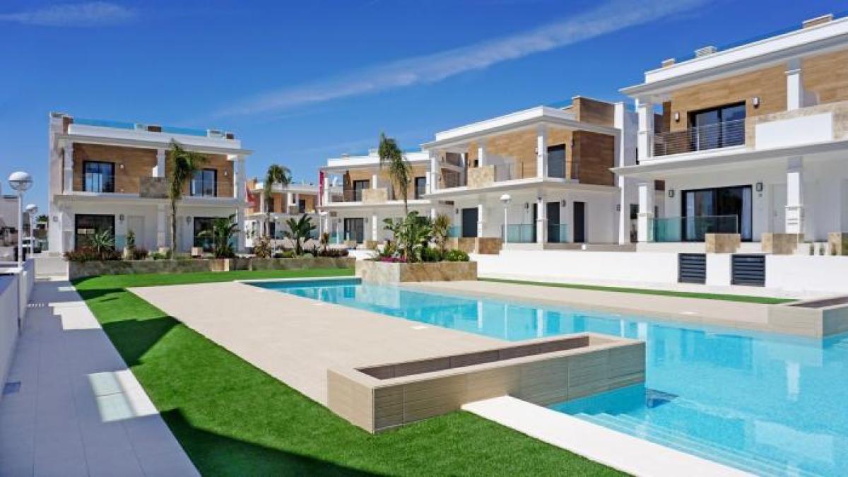Picture of Home For Sale in Ciudad Quesada, Alicante, Spain