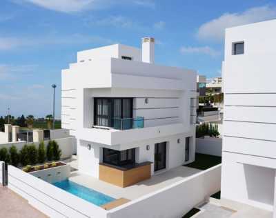 Villa For Sale in Ciudad Quesada, Spain