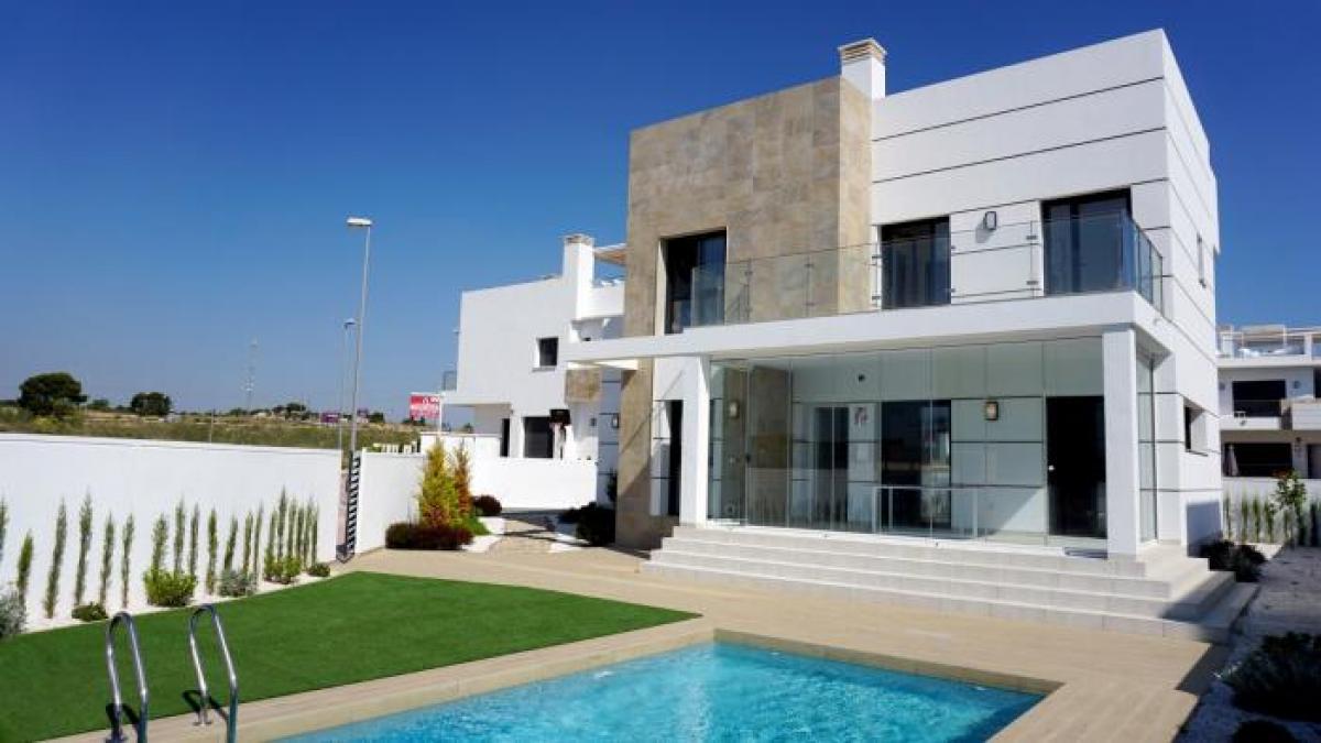 Picture of Villa For Sale in Ciudad Quesada, Alicante, Spain