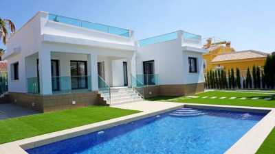 Villa For Sale in Ciudad Quesada, Spain