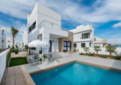 Villa For Sale in Los Alcazares, Spain