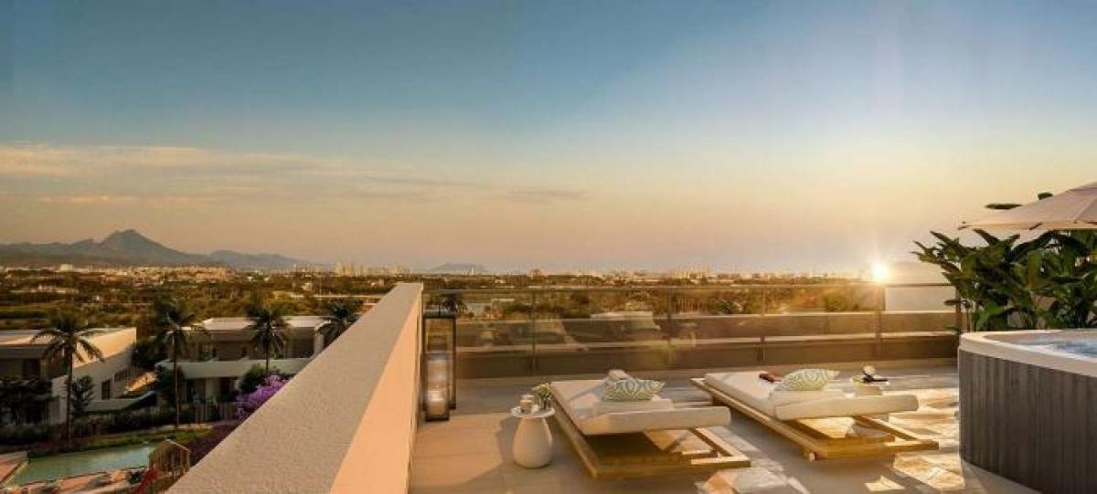 Picture of Home For Sale in Alicante, Alicante, Spain