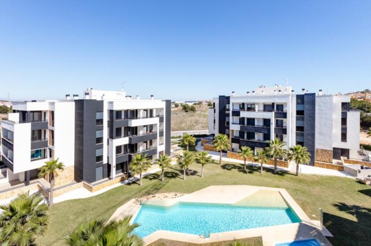 Picture of Apartment For Sale in Villamartin, Alicante, Spain