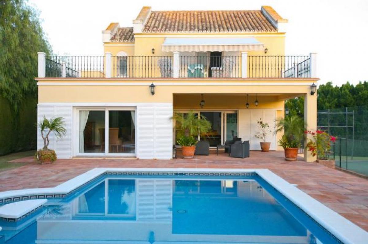 Picture of Apartment For Sale in Sotogrande, Cadiz, Spain