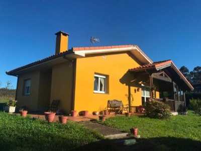 Home For Sale in Fonciello, Spain