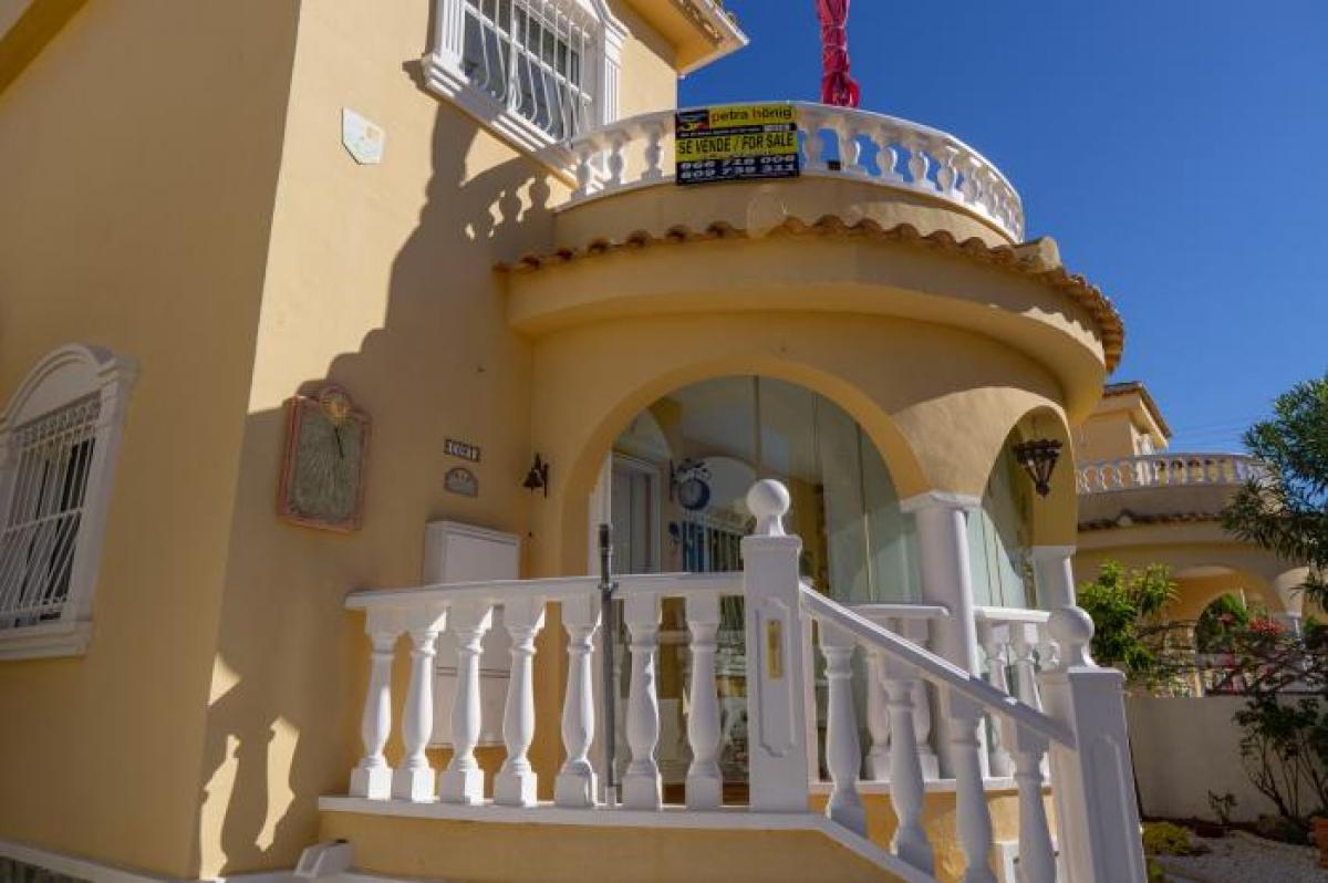 Picture of Villa For Sale in Ciudad Quesada, Alicante, Spain