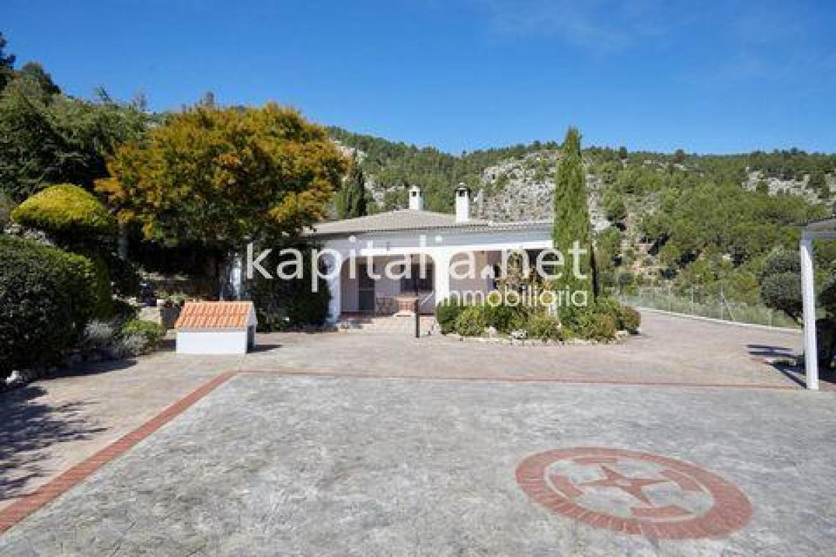 Picture of Home For Sale in Muro De Alcoy, Alicante, Spain